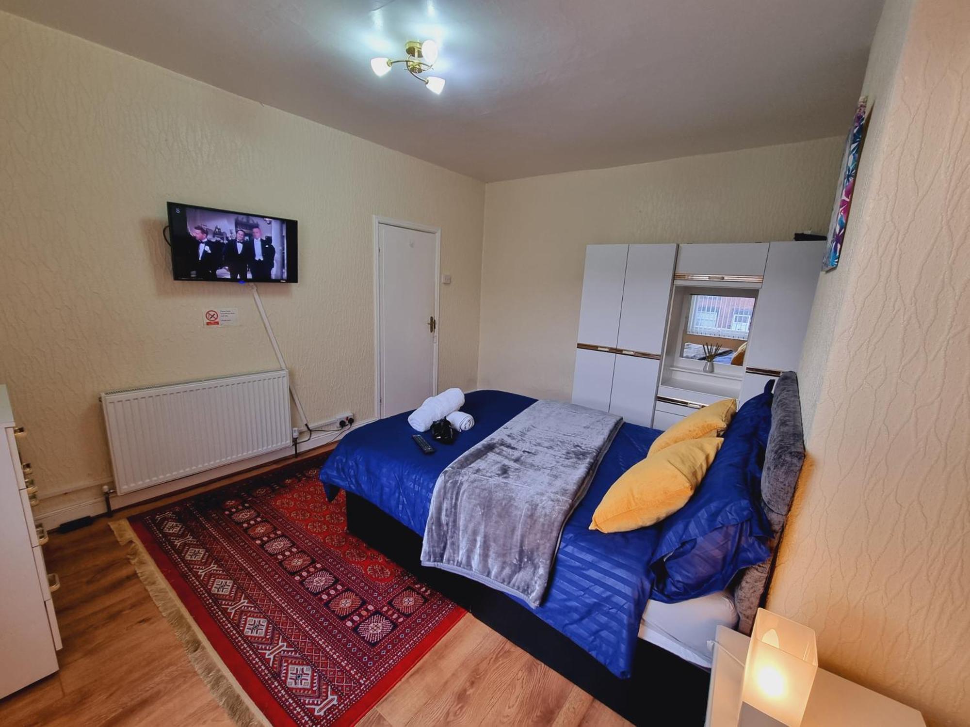 Hotel Bright Sunny, Double Bed With Garden, Tv And Wi-Fi Leeds  Exterior foto